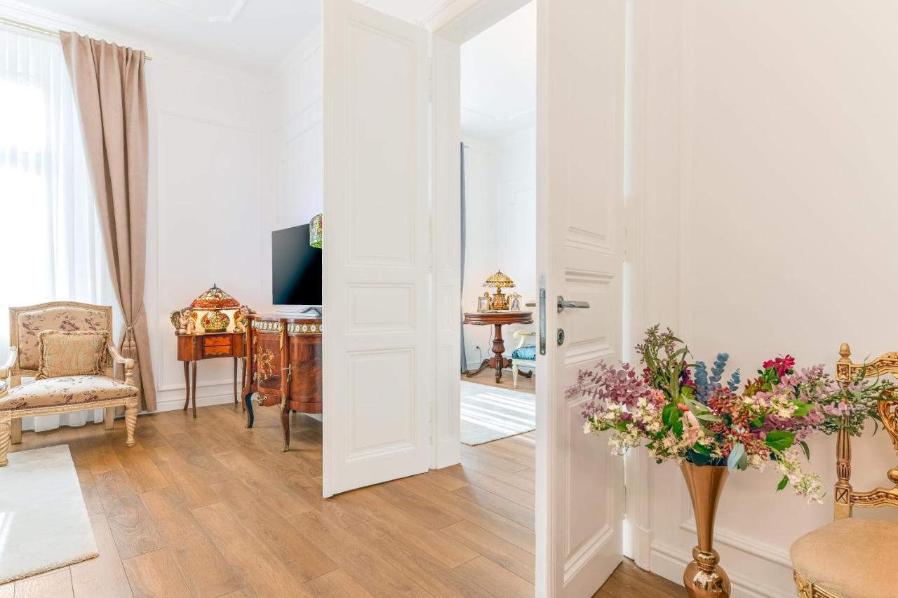 Luxury Class Apartment - 1St Floor, Large Apartment, Downtown, Newly Renovated, Fast Wifi, 4X Air Conditioning Zagreb Exterior foto